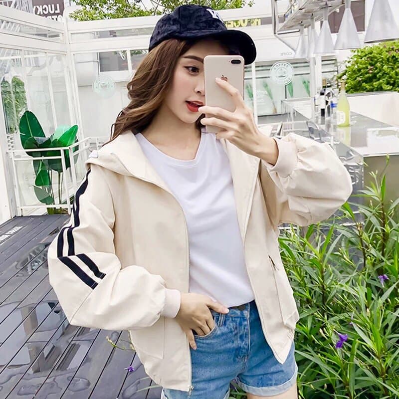 Áo khoác nữ xinh xắn