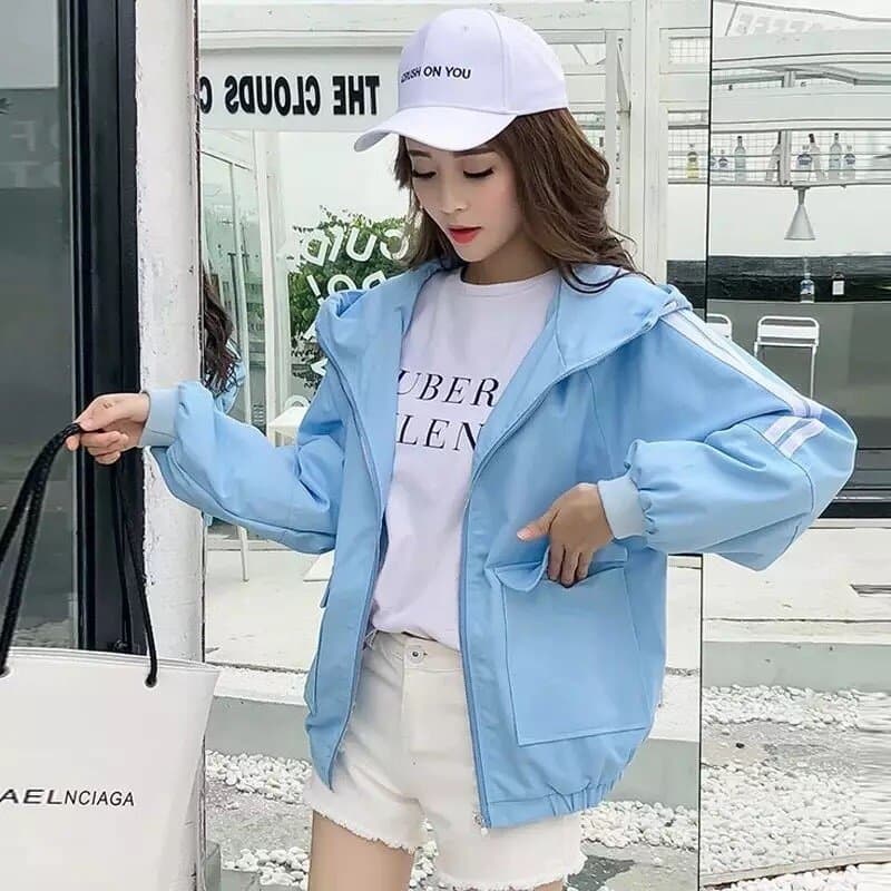Áo khoác nữ xinh xắn