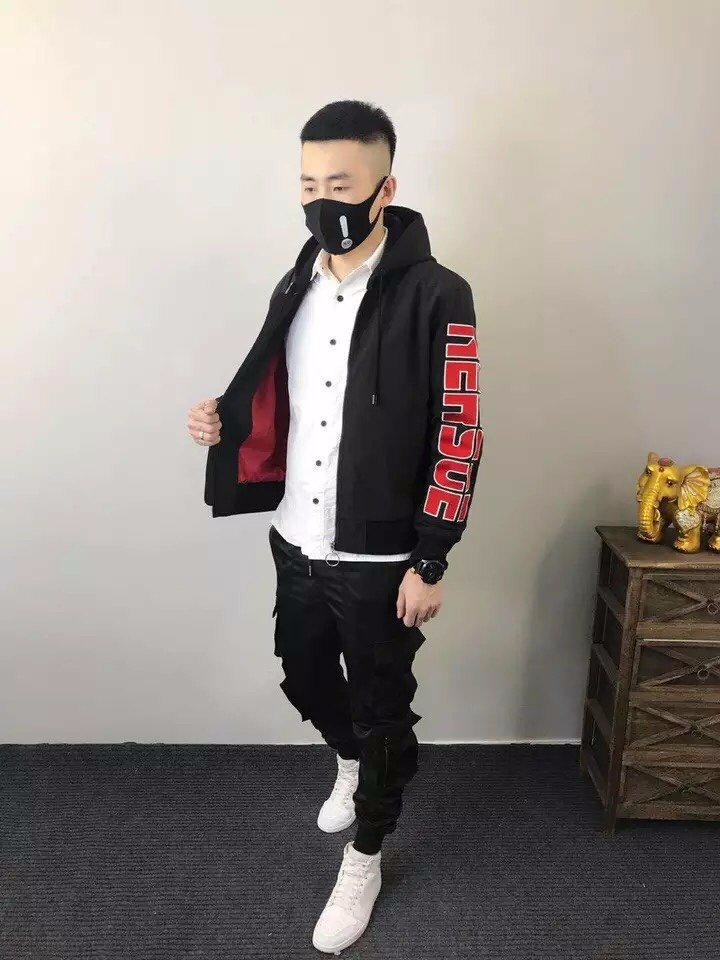 Áo gió nam màu đen cá tính